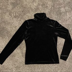 Sno Skins plush velvet feel turtleneck ski top